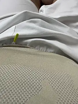 alan0ass online show from December 21, 2025, 7:59 am