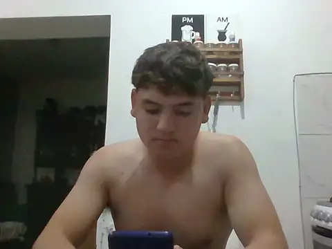 Myboy0020 online show from December 3, 2025, 2:52 am