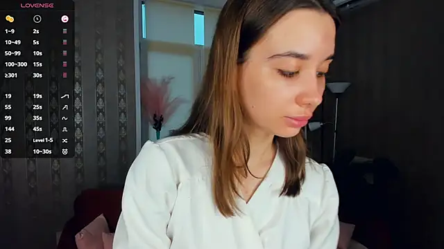 JacalynSchreiber online show from November 27, 2025, 10:06 am