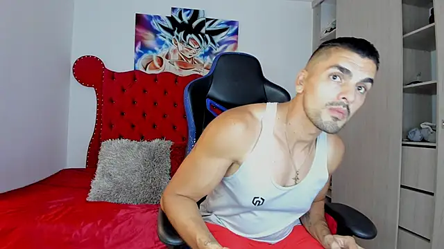 axelwinters   online show from November 5, 2025, 9:26 pm