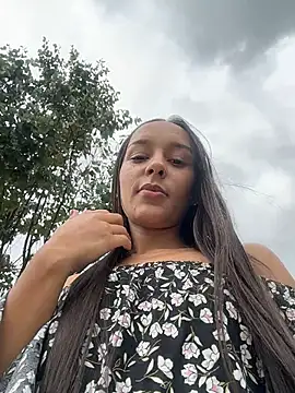 Brunettecollins05 online show from March 3, 2026, 7:31 pm