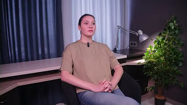 Snapshot of RubyZadroga chatting on November 5, 2025, 3:17 am RubyZadroga online show from November 5, 2025, 3:17 am