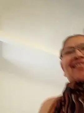 Cessi50 online show from November 13, 2025, 3:55 pm