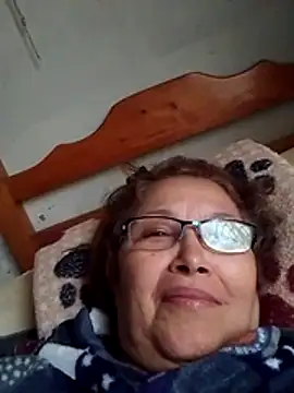 Snapshot of Cessi50 chatting on June 22, 2026, 3:42 pm Cessi50 online show from June 22, 2026, 3:42 pm