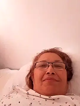 Snapshot of Cessi50 chatting on July 10, 2026, 5:48 pm Cessi50 online show from July 10, 2026, 5:48 pm