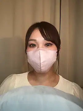 reika33 online show from November 15, 2025, 9:17 am