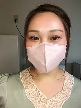 reika33 online show from November 24, 2025, 11:10 am