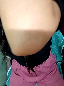 Snapshot of Hey_shiviii chatting on March 1, 2026, 3:08 am Hey shiviii online show from March 1, 2026, 3:08 am