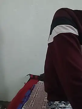 Snapshot of baby_Cpl21 chatting on December 5, 2025, 2:31 am baby Cpl21 online show from December 5, 2025, 2:31 am