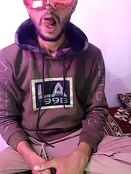 Snapshot of baby_Cpl21 chatting on December 19, 2025, 11:06 am baby Cpl21 online show from December 19, 2025, 11:06 am