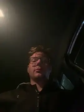 Niesmialyy online show from November 22, 2025, 12:42 am