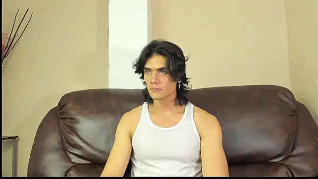 James Morrisonm online show from November 28, 2025, 10:23 pm