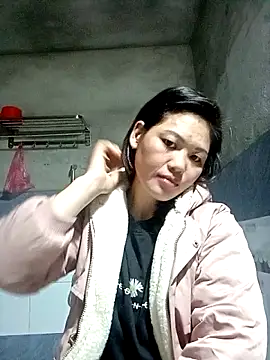 Snapshot of keng-keng chatting on November 2, 2025, 10:34 pm keng-keng online show from November 2, 2025, 10:34 pm