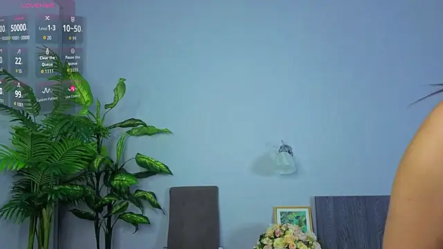 Snapshot of Sally_Parkss chatting on November 12, 2025, 7:31 am Sally Parkss online show from November 12, 2025, 7:31 am