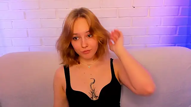 RikkiChoco online show from April 10, 2026, 8:30 am