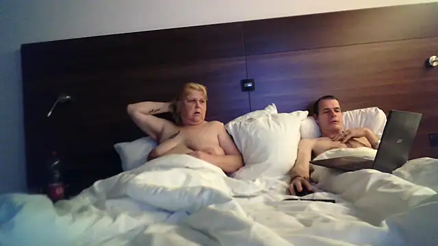 Snapshot of paulus52 chatting on November 7, 2025, 5:02 pm paulus52 online show from November 7, 2025, 5:02 pm