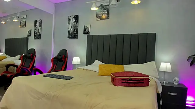 kendra london online show from March 16, 2026, 11:25 am