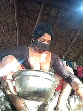Snapshot of Sexy_monikah chatting on May 19, 2026, 1:11 am Sexy monikah online show from May 19, 2026, 1:11 am