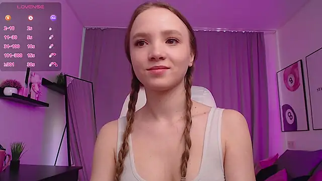 Adria Arjona online show from April 2, 2026, 7:39 am