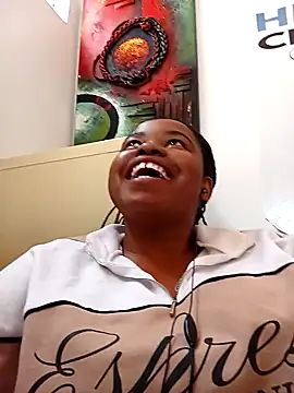 Lulubabee online show from November 18, 2025, 12:20 pm