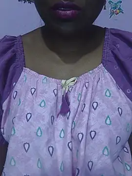 Snapshot of hyd_couple7878 chatting on June 3, 2026, 4:01 pm hyd couple7878 online show from June 3, 2026, 4:01 pm