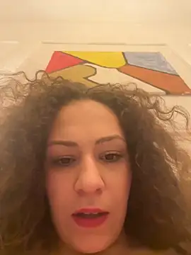 Snapshot of claraaa077 chatting on November 19, 2025, 3:34 pm claraaa077 online show from November 19, 2025, 3:34 pm