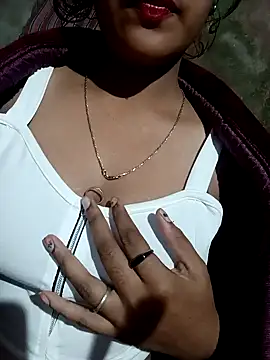 Snapshot of Aarti909090 chatting on December 20, 2025, 3:52 pm Aarti909090 online show from December 20, 2025, 3:52 pm