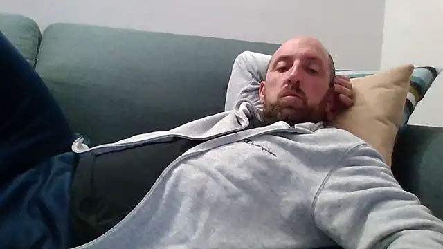 luca beech88 online show from April 27, 2026, 6:39 pm