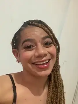 Snapshot of Megan2026 chatting on November 3, 2025, 7:37 pm Megan2026 online show from November 3, 2025, 7:37 pm