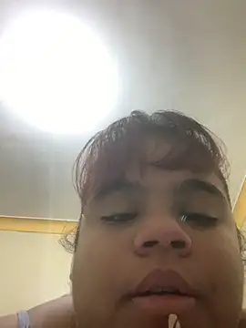 Ari nny online show from November 18, 2025, 4:06 am