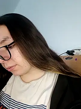 Snapshot of Baby_Myla chatting on March 12, 2026, 8:20 am Baby Myla online show from March 12, 2026, 8:20 am