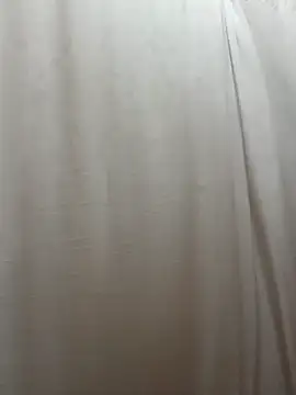 PaulinaLondra2 online show from December 4, 2025, 1:42 pm