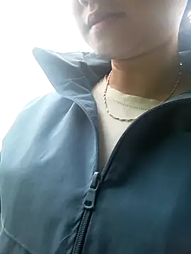 Snapshot of buom-xinh chatting on November 4, 2025, 1:27 am buom-xinh online show from November 4, 2025, 1:27 am