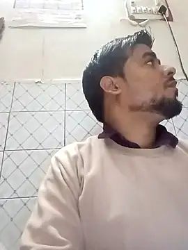 naughtyboyjii online show from January 13, 2026, 10:42 am