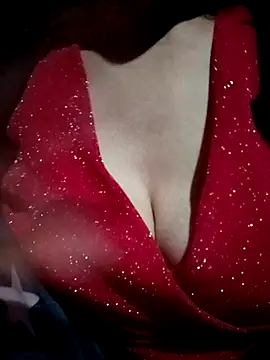 LenaLy2k online show from November 12, 2025, 4:29 pm