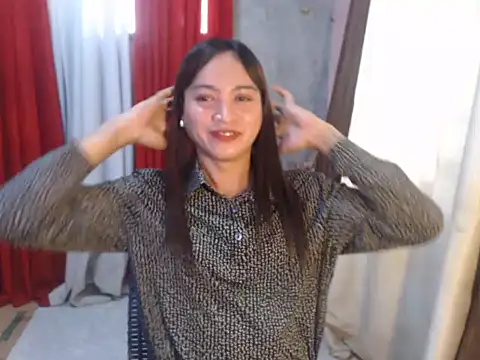 Snapshot of urnaughty_cris chatting on November 4, 2025, 12:21 am urnaughty cris online show from November 4, 2025, 12:21 am