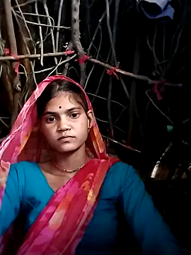 Snapshot of Jooli_cuty chatting on February 9, 2026, 4:38 am Jooli cuty online show from February 9, 2026, 4:38 am