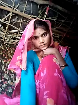 Snapshot of Jooli_cuty chatting on February 12, 2026, 6:19 am Jooli cuty online show from February 12, 2026, 6:19 am