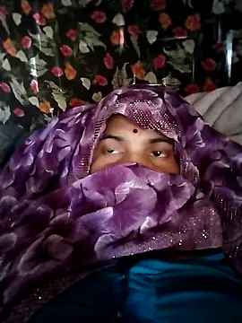 Snapshot of Jooli_cuty chatting on February 28, 2026, 9:43 am Jooli cuty online show from February 28, 2026, 9:43 am