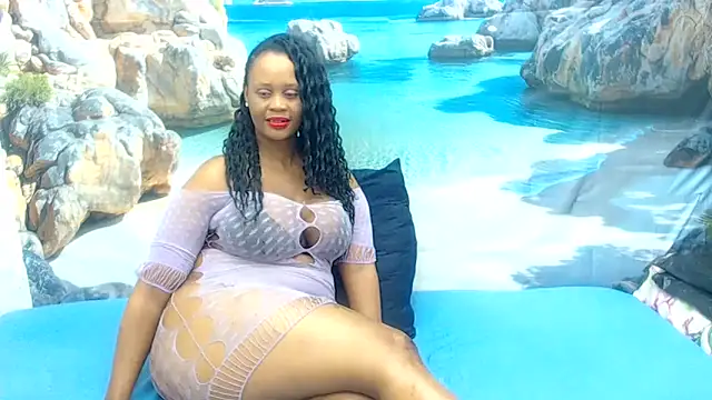 Snapshot of AUGUSTBLOOMxx chatting on May 25, 2026, 4:07 am AUGUSTBLOOMxx online show from May 25, 2026, 4:07 am