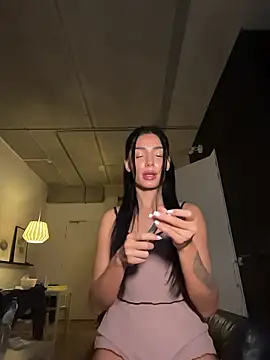 VickyM99 online show from January 15, 2026, 4:22 pm