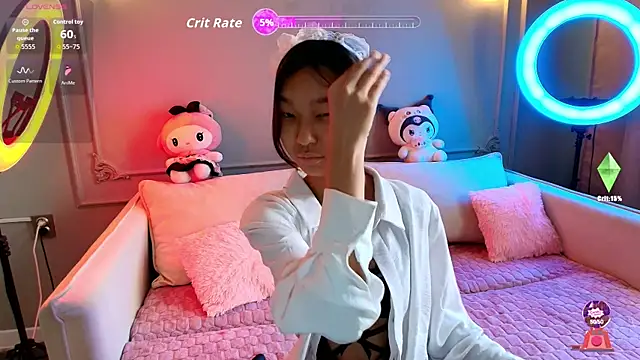 lihnpham online show from January 12, 2026, 3:12 am