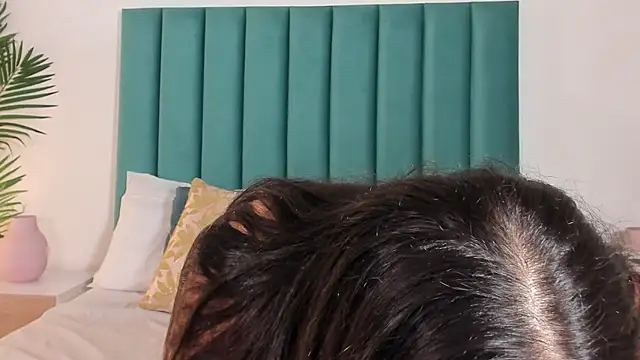 EmaaTaylor online show from November 6, 2025, 10:21 pm