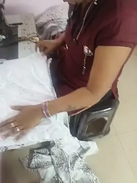 Lailamajnu1996 online show from January 12, 2026, 5:34 am