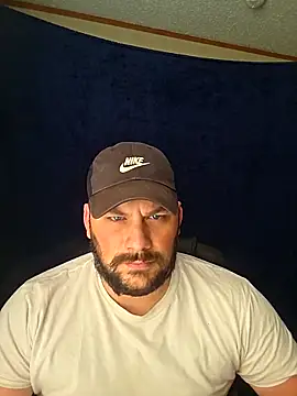 Snapshot of SmokinNstrokin chatting on November 4, 2025, 1:54 pm SmokinNstrokin online show from November 4, 2025, 1:54 pm