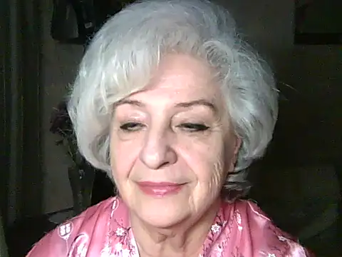 Snapshot of ValeriaKroww chatting on November 8, 2025, 9:46 pm ValeriaKroww online show from November 8, 2025, 9:46 pm