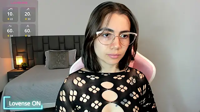 Snapshot of sara_ospinna chatting on November 19, 2025, 12:38 pm sara ospinna online show from November 19, 2025, 12:38 pm