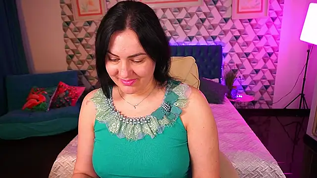 VelvetLuck online show from April 16, 2026, 12:50 pm