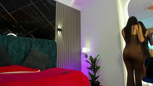 Bella Riverss online show from February 28, 2026, 7:15 pm