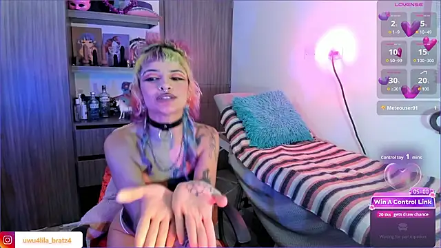 Lila bratzz online show from March 13, 2026, 5:14 am